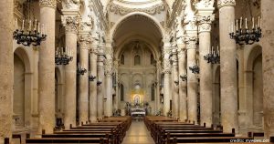 basilica santa croce lecce interno